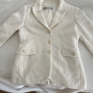 Zara white Textured Blazer with Gold Buttons like new